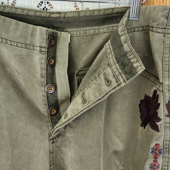 Sundance Remembered Dreams Embroidered Cargo Pants - Picture 11 of 13